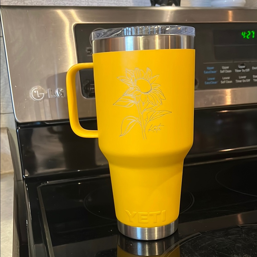 YETI Yellow Tumbler with Sunflower Design 🌻 Kate